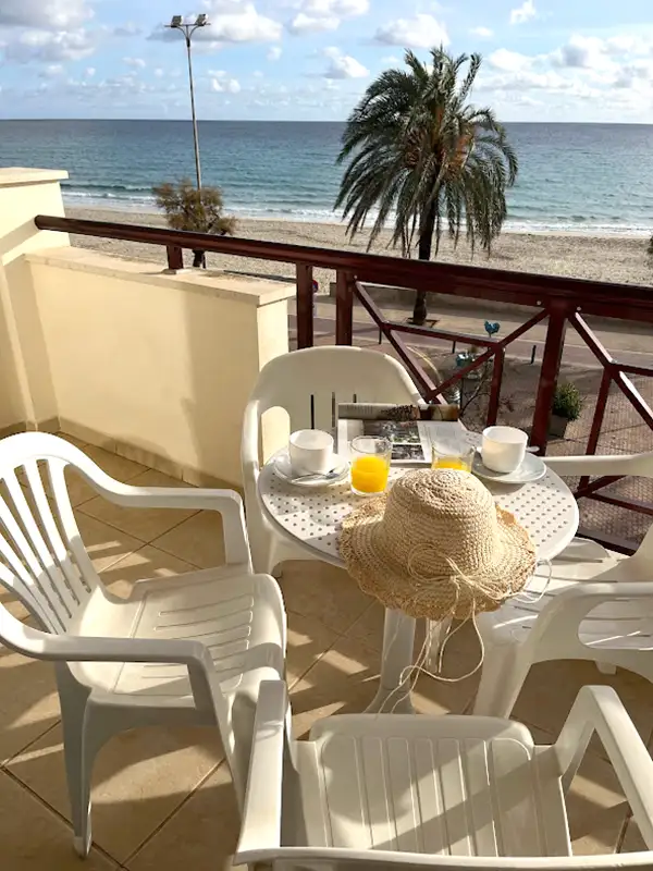 Terraza Apartamentos Prope Mare en Mallorca